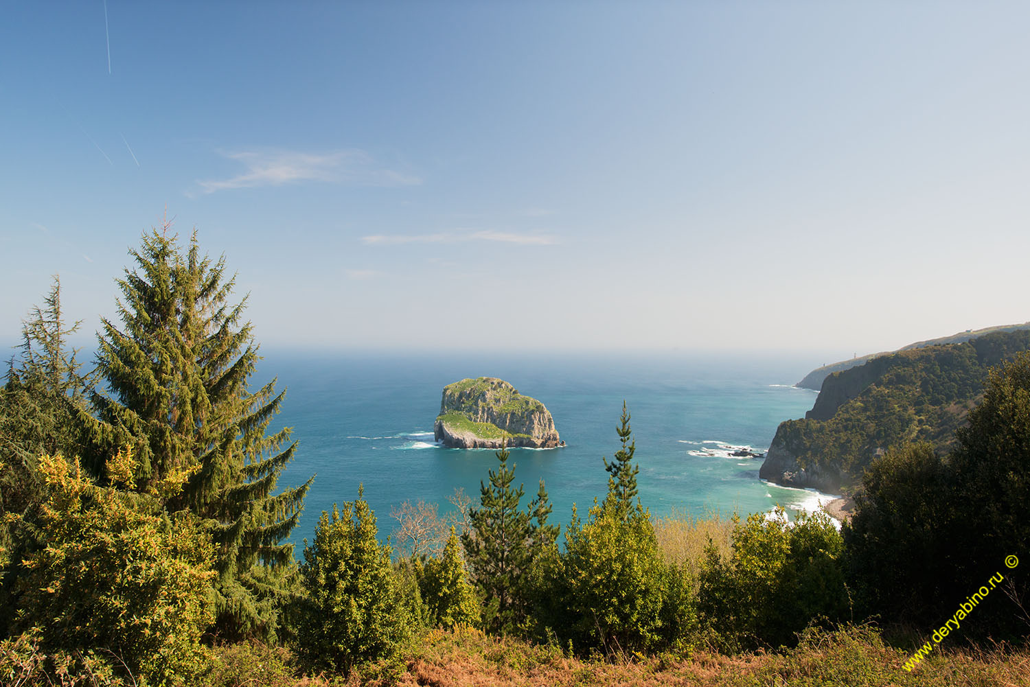 Isla de Aketxe   Basque Country  Bakio