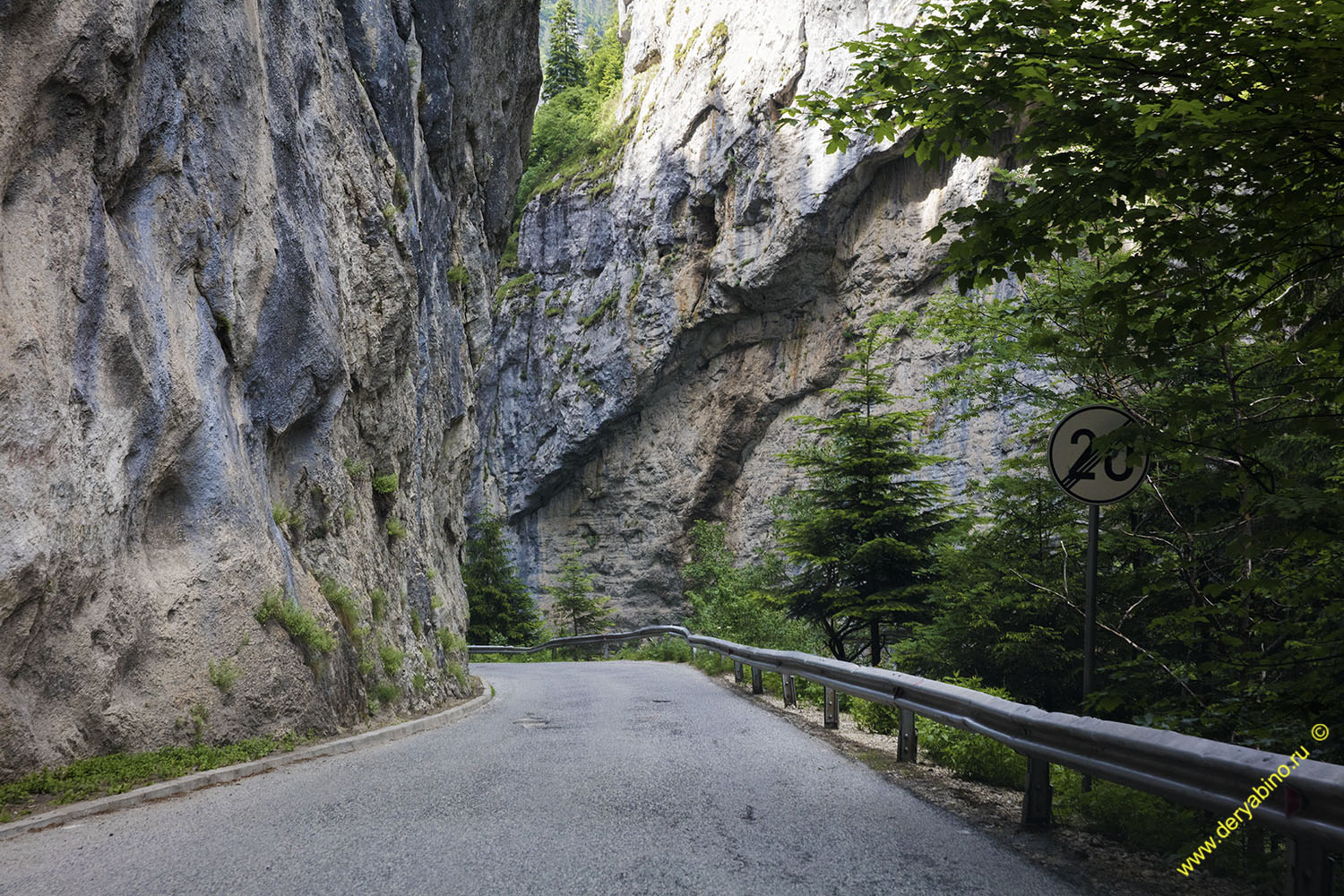    The Devil's Throat Cave Bulgaria