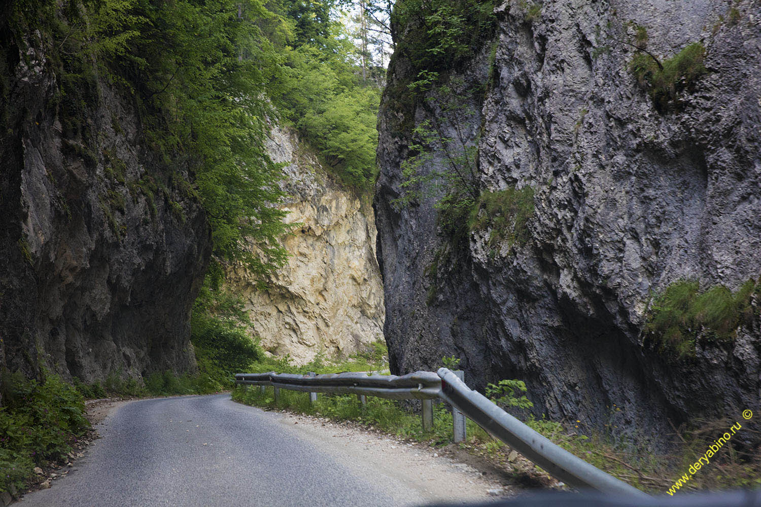    The Devil's Throat Cave Bulgaria