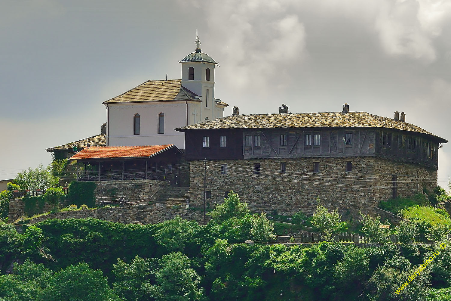 Гложенский монастырь