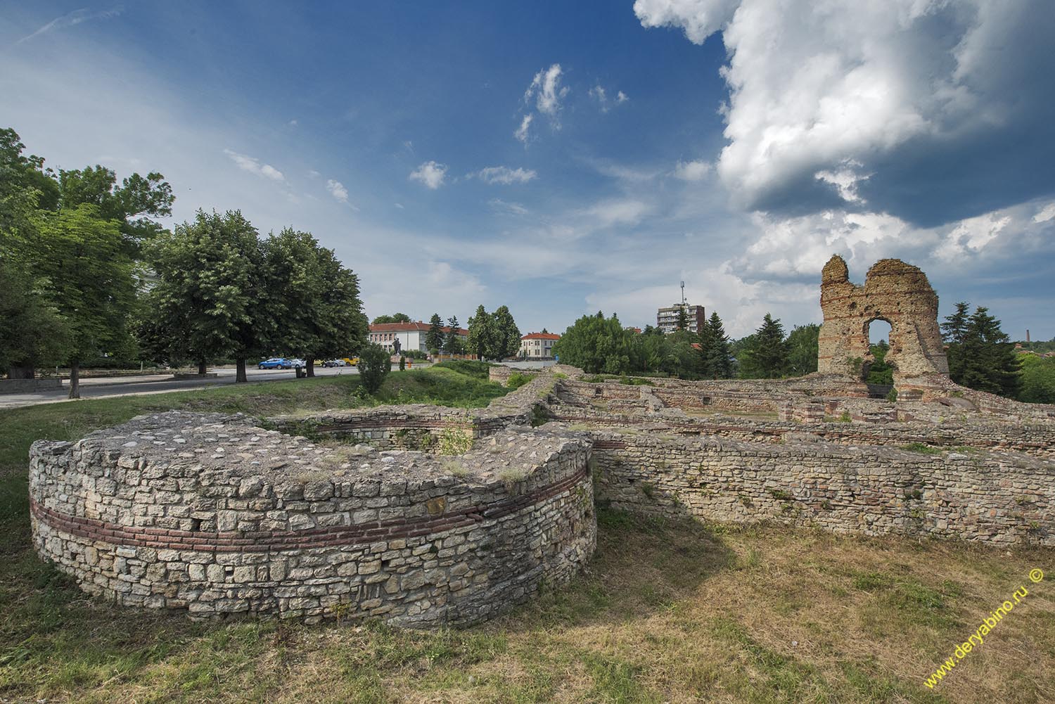 Руины крепости в г.Кула Болгария Bulgaria