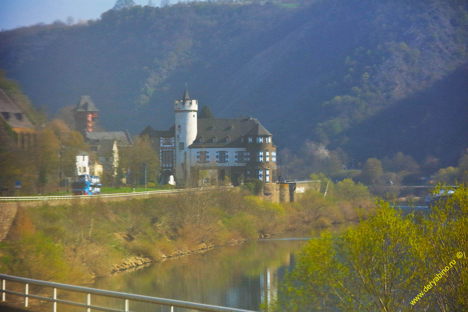     Schloss von der Leyen