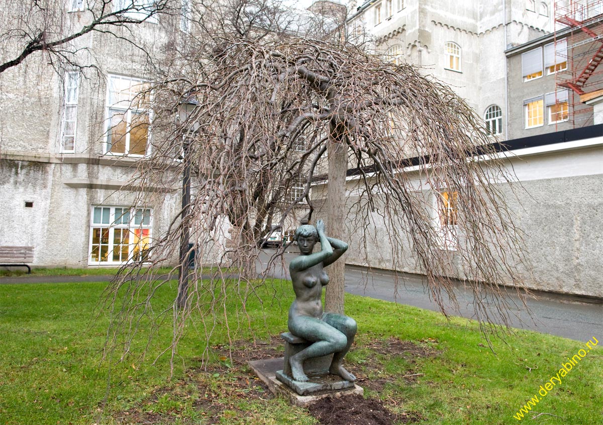   Trondheim Norway Statue at NTNU Gloeshaugen