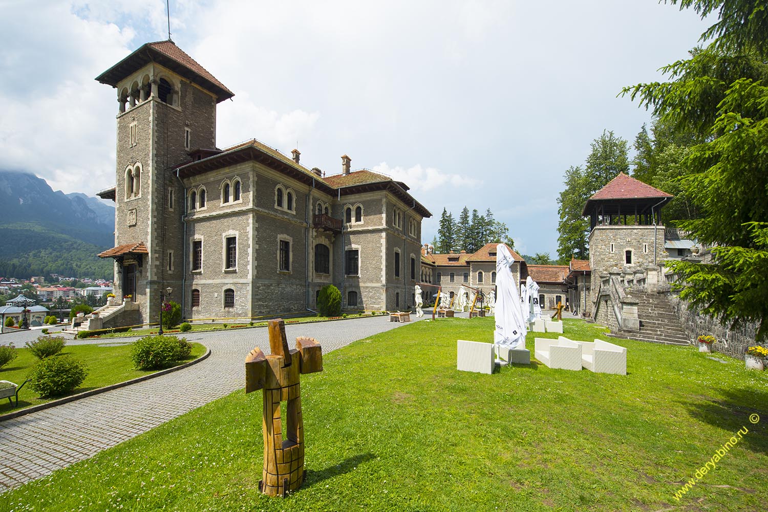    Cantacuzino Castle Romania