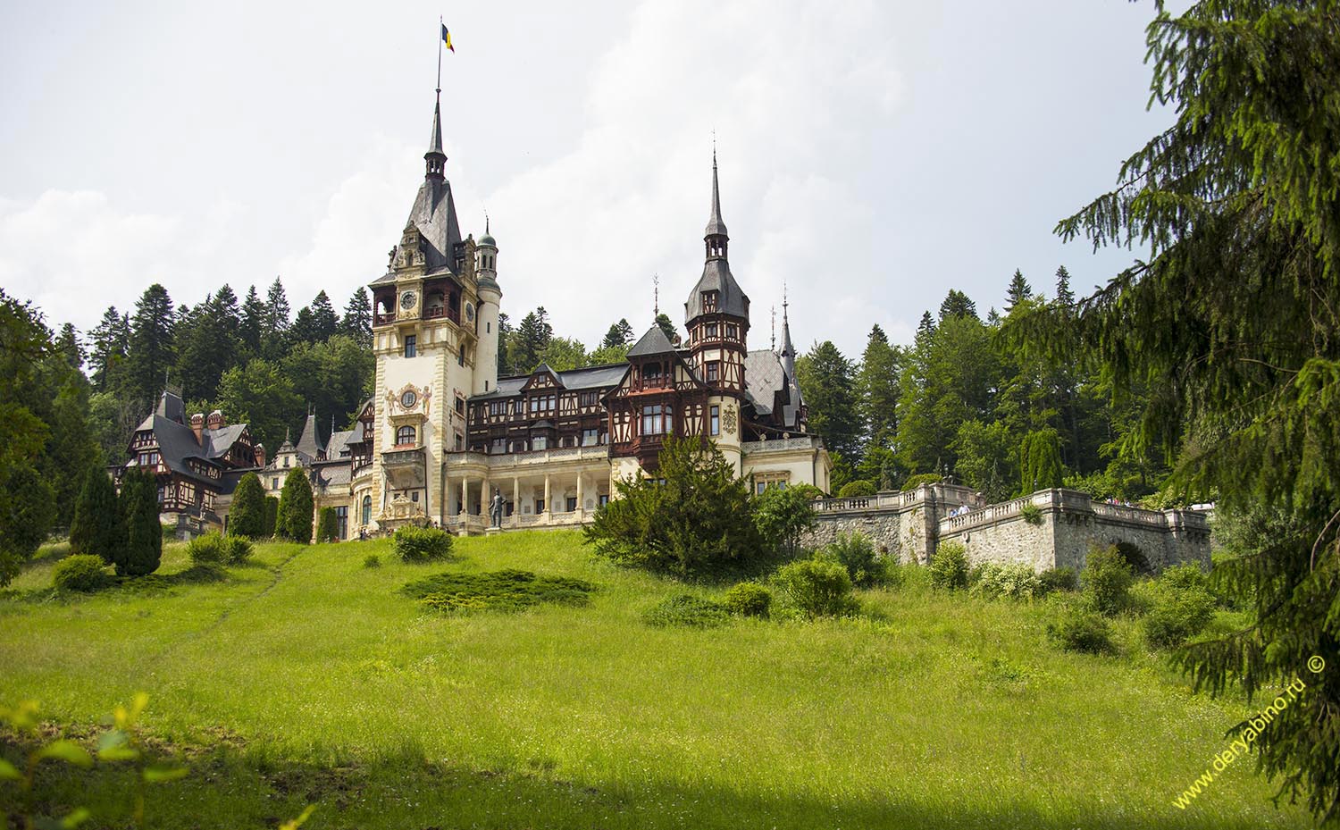    Peles Castle Romania