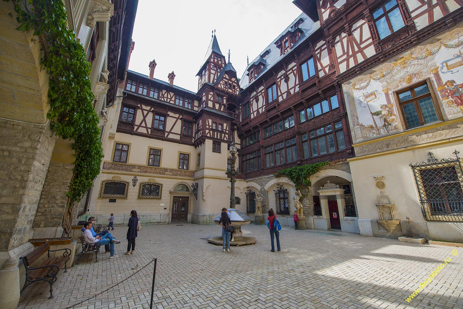 Замок Пелеш Румыния Peles Castle Romania