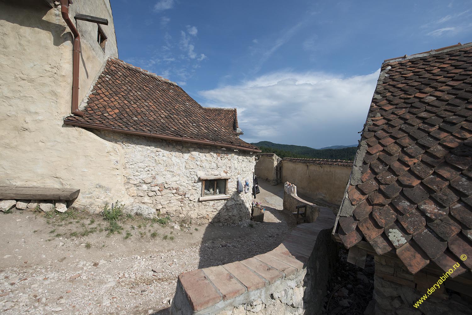    Rasnov Fortress Romania