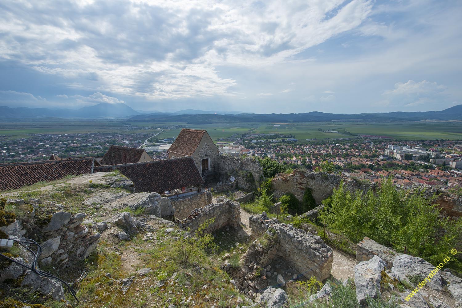    Rasnov Fortress Romania