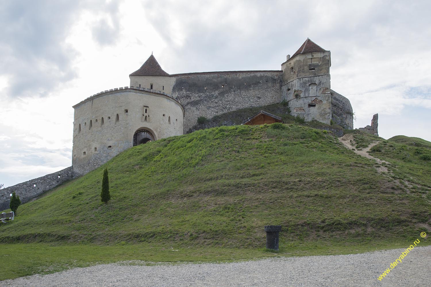    Rasnov Fortress Romania