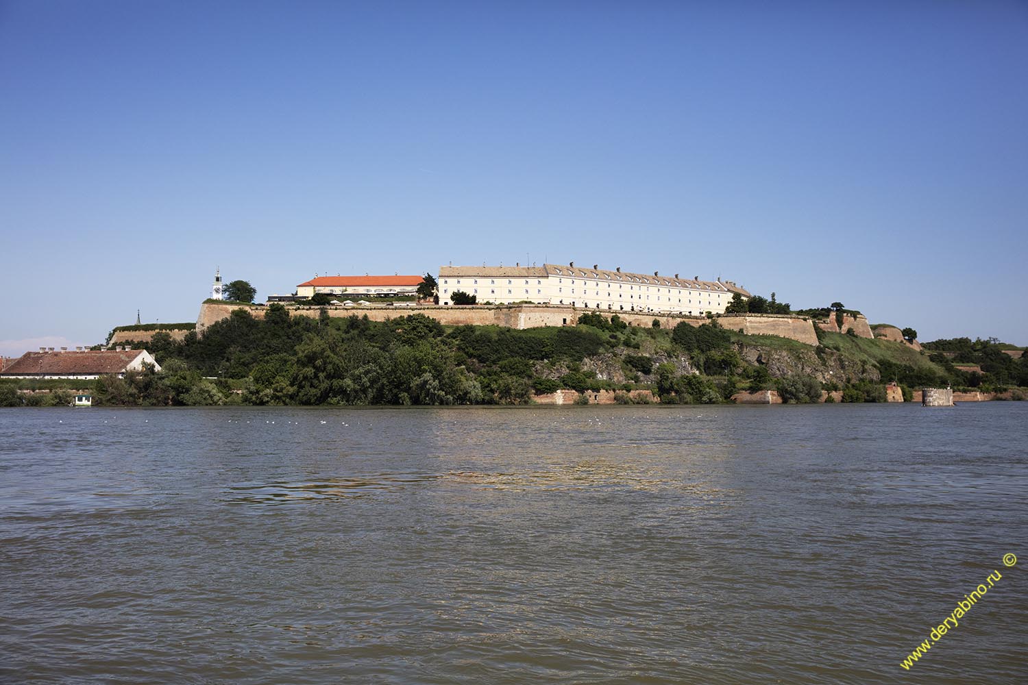 Петроварадинская крепость в городе Нови Сад Serbia Сербия